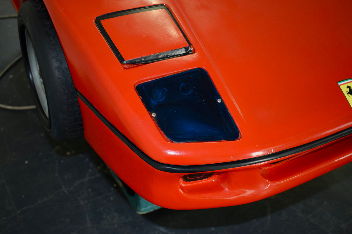 Ferrari F40-Style Coin-Operated Ride