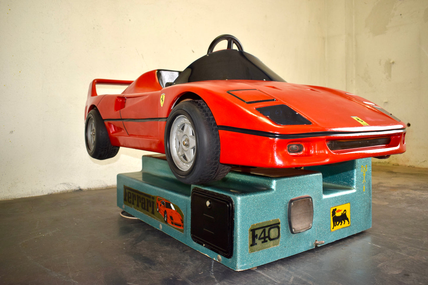Ferrari F40-Style Coin-Operated Ride
