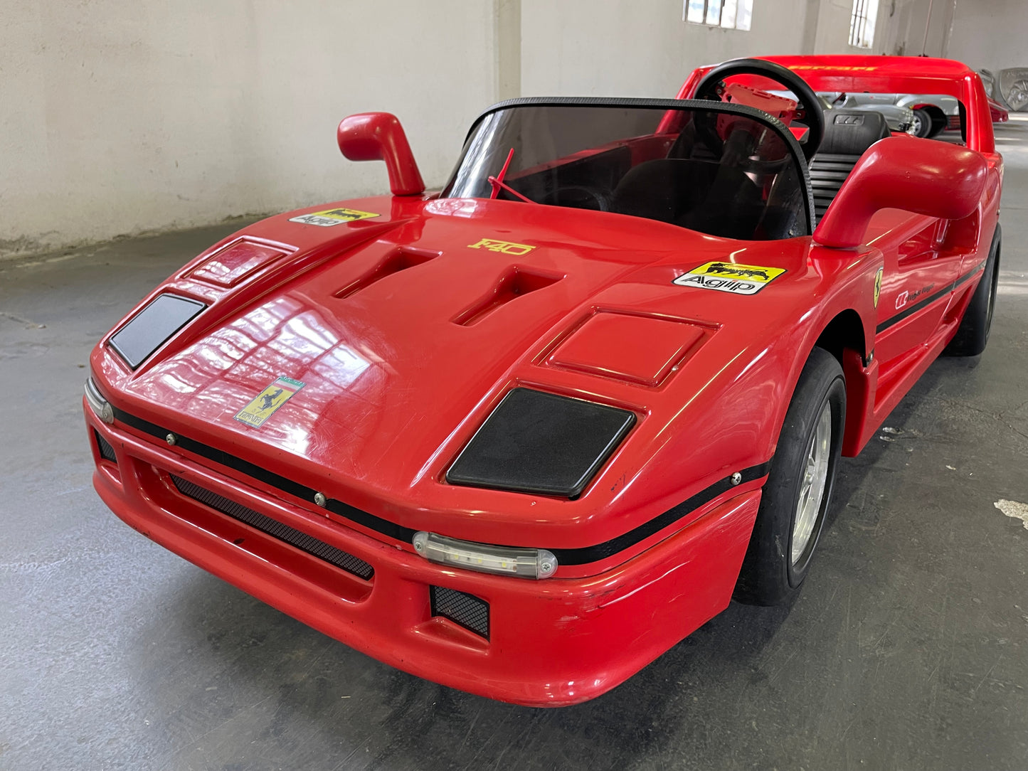 TT Toys Toys Ferrari F40-Style Electric Go-Kart
