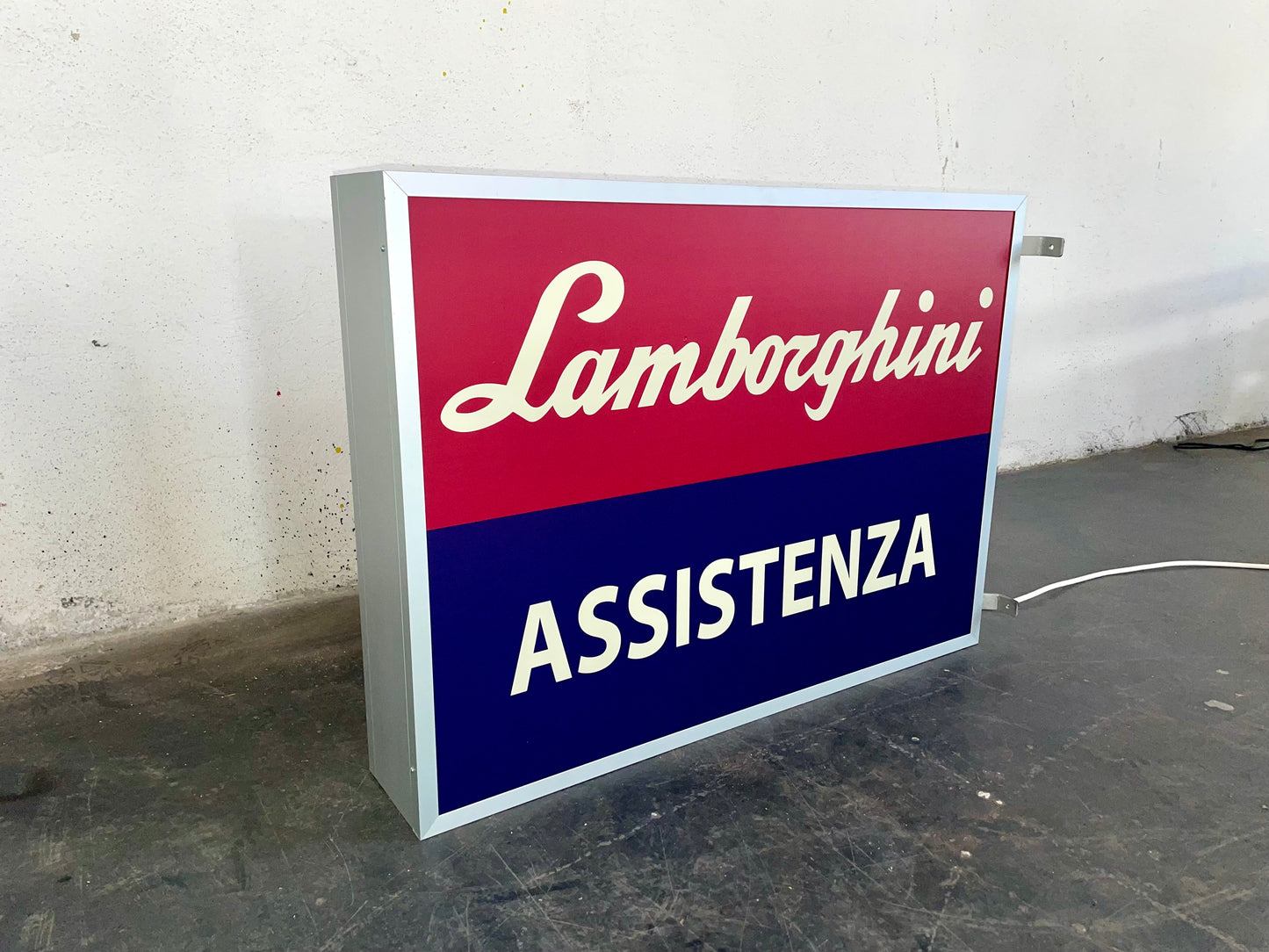 Insegna luminosa Lamborghini Assistenza