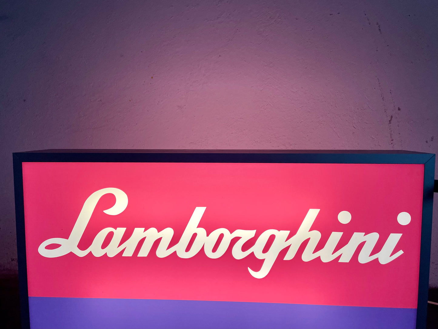 Insegna luminosa Lamborghini Assistenza