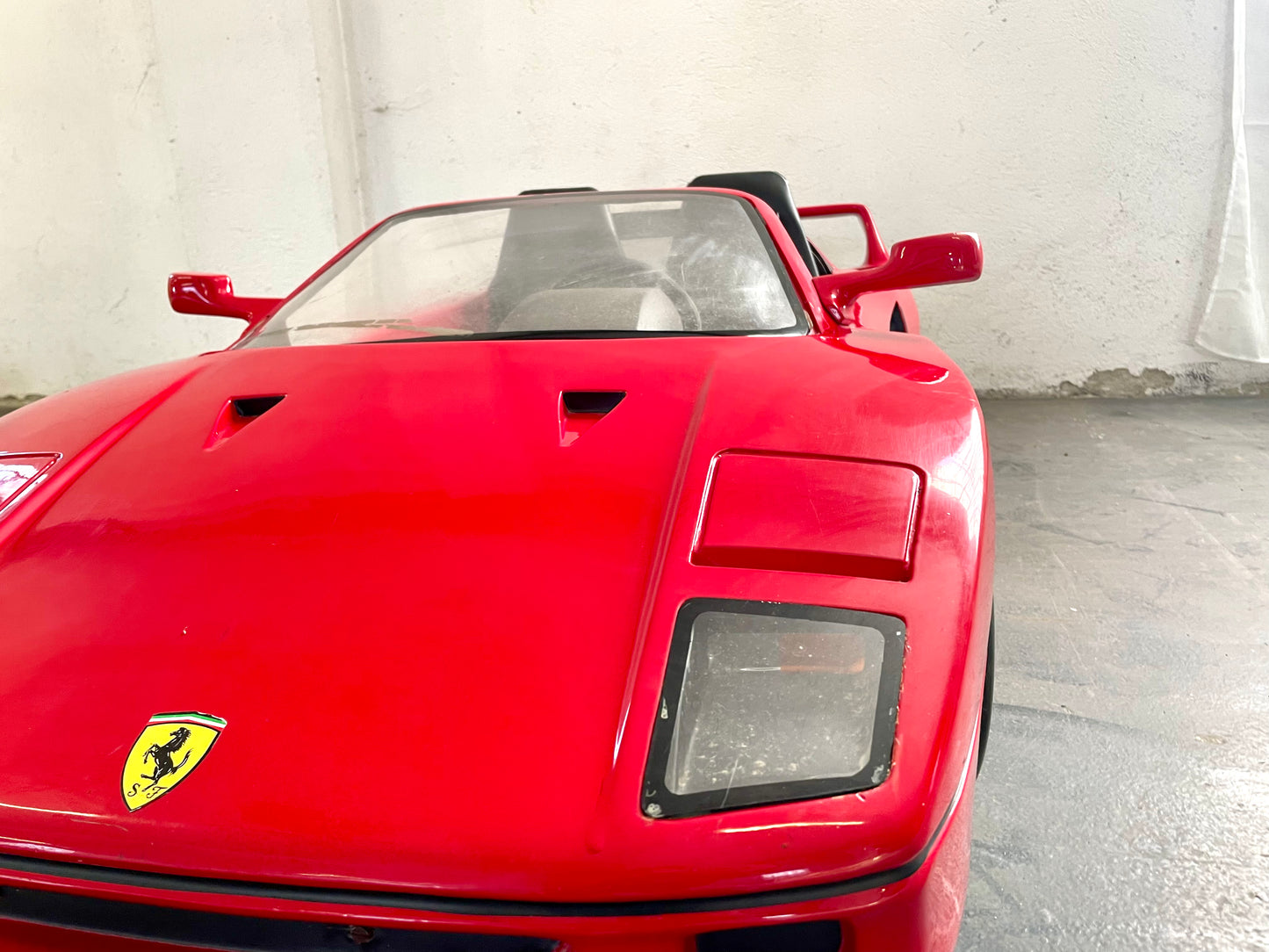 Giordani Ferrari F40-Style Electric Go-Kart