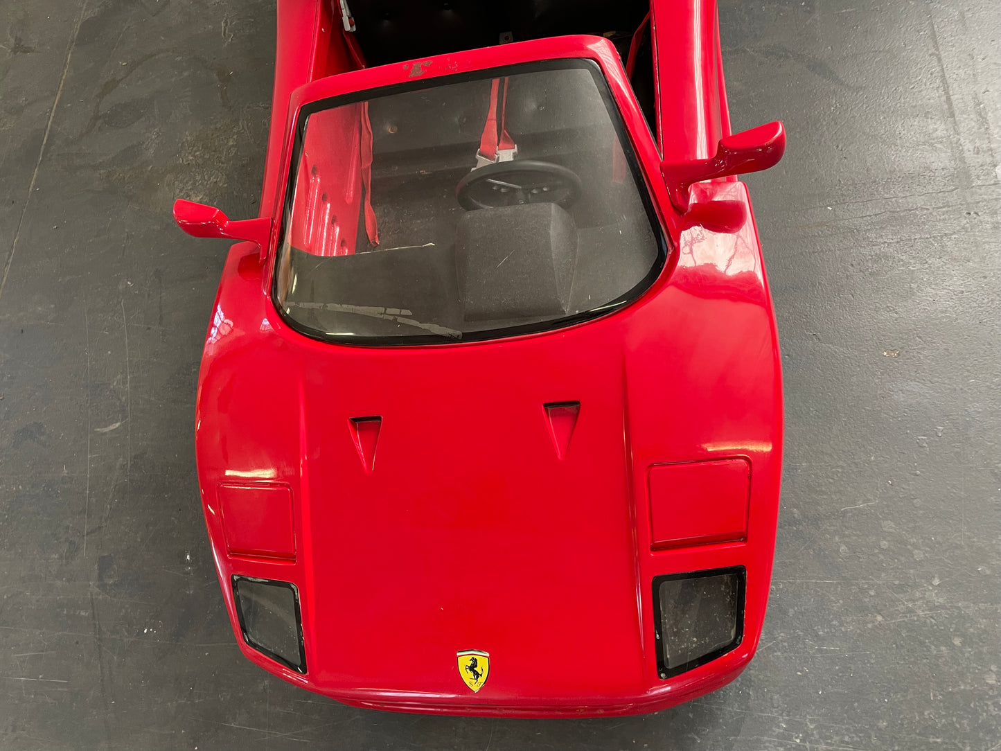 Giordani Ferrari F40-Style Electric Go-Kart