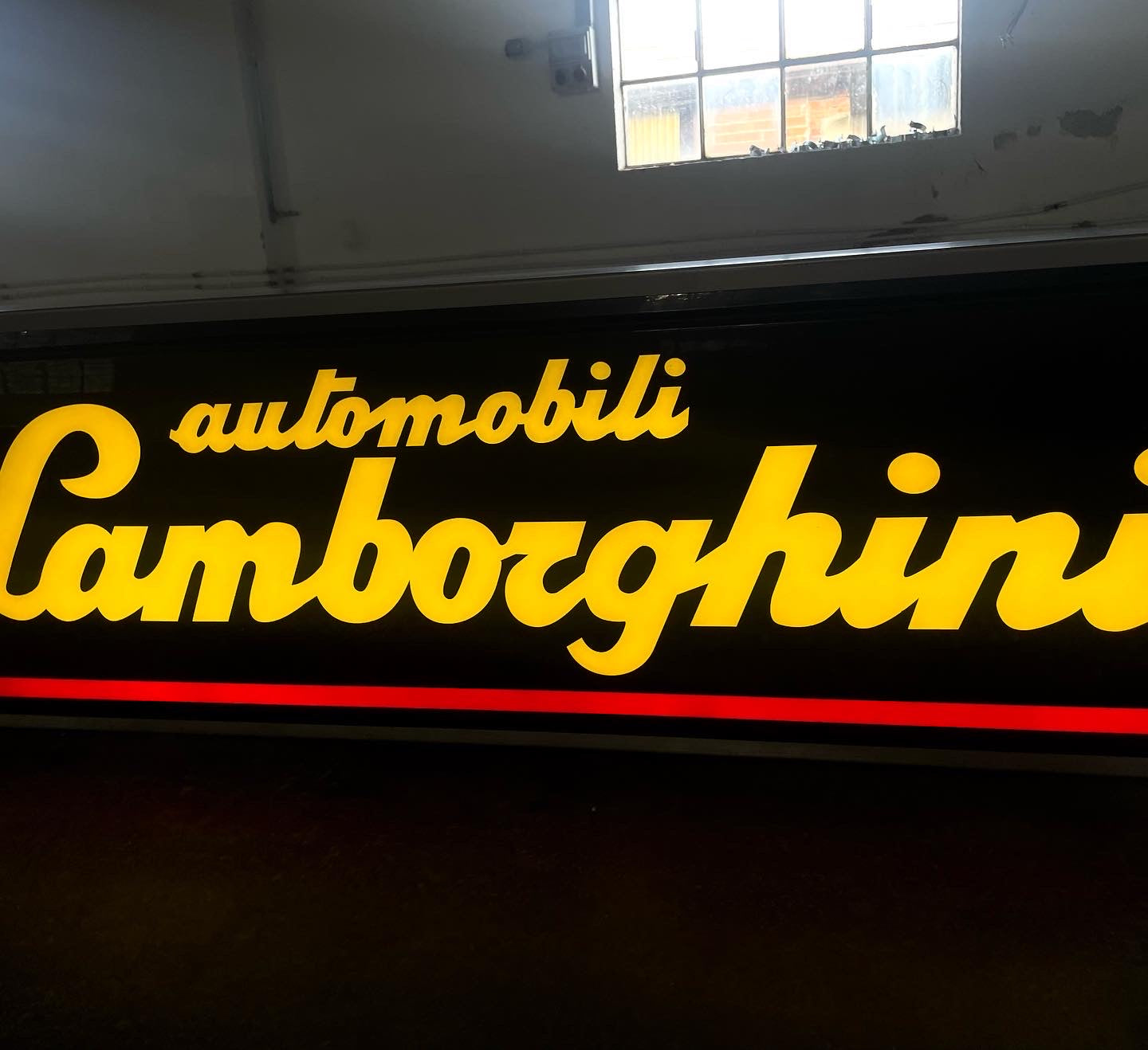 Insegna luminosa Lamborghini