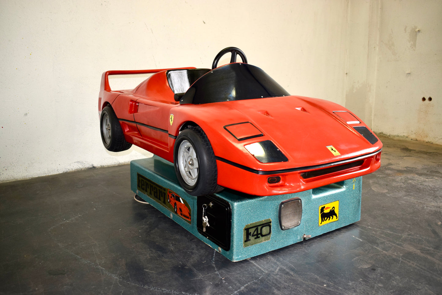 Ferrari F40-Style Coin-Operated Ride