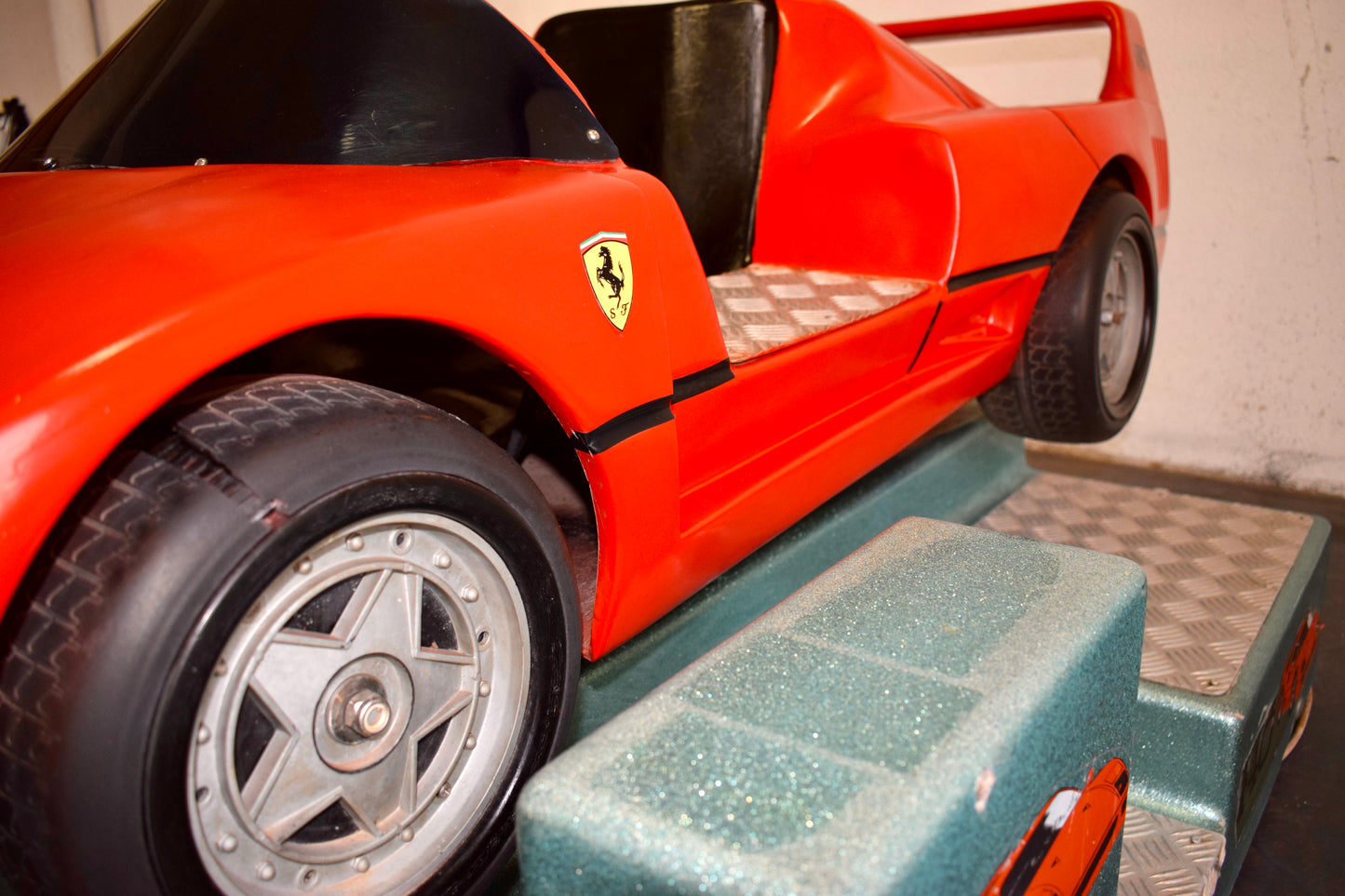 Ferrari F40-Style Coin-Operated Ride