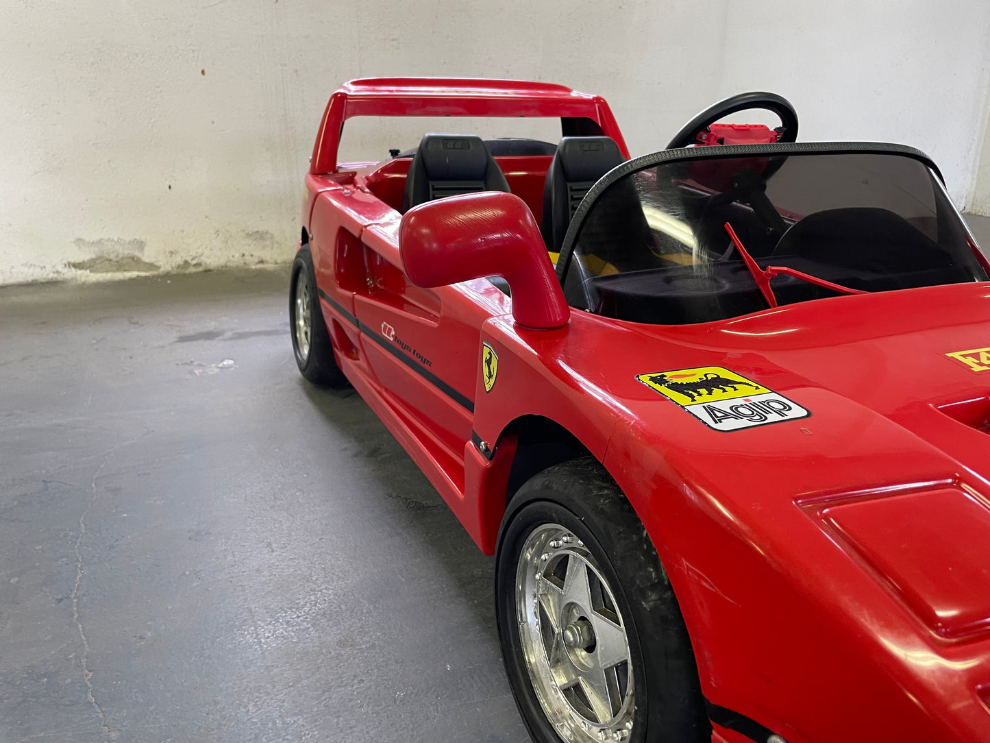 TT Toys Toys Ferrari F40-Style Electric Go-Kart