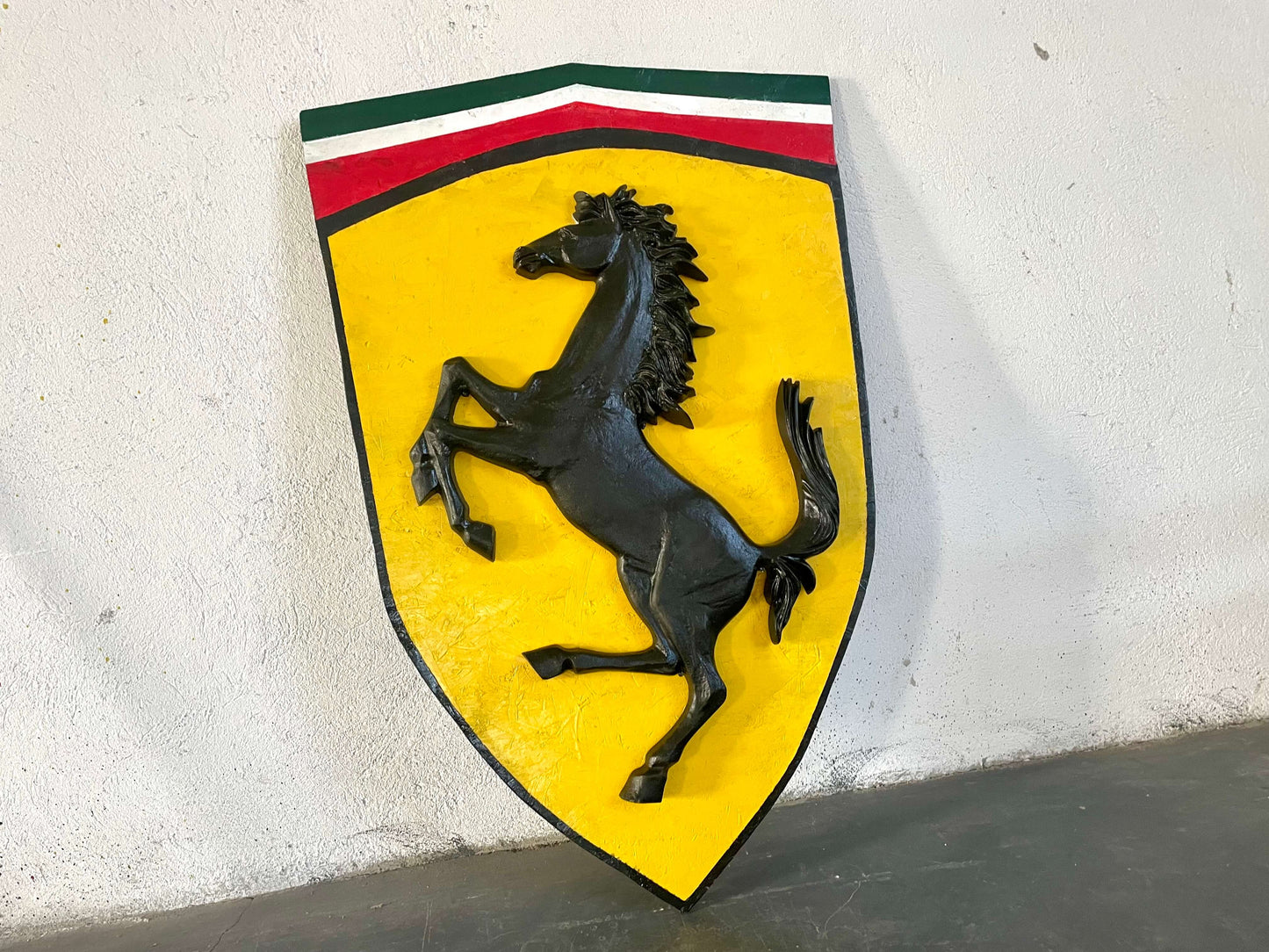 Scudo Ferrari 1990