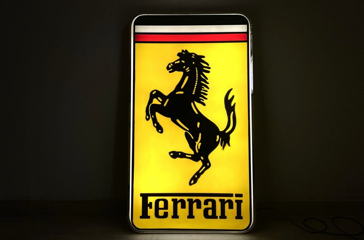 Letrero luminoso Ferrari